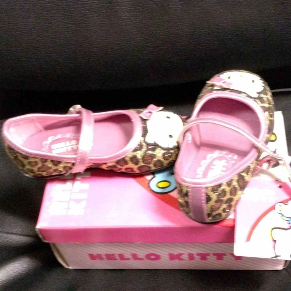 Hello Kitty - Picture 3 of 3
